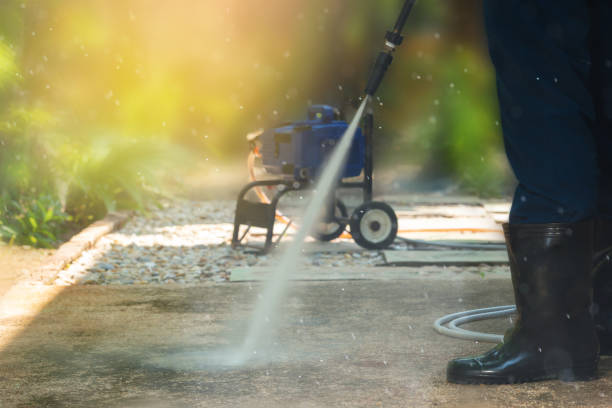 Professional Pressure washing in Hillsboro, WI